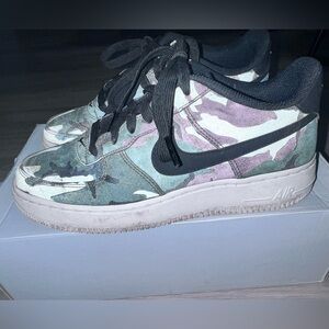 ✨Nike Air Froce 1 Men’s/GS shoes - CAMO reflective